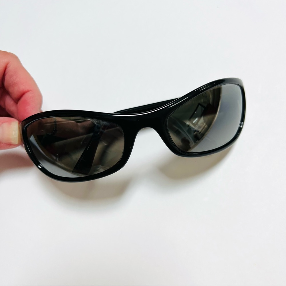 Maui Jim Sunglasses - Picture 2 of 4